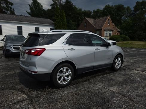 Certified 2021 Chevrolet Equinox Premier w/ LPO, Floor Liner Package FWD image 5