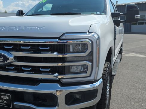 Used 2024 Ford F350 Lariat w/ Camper Package image 10