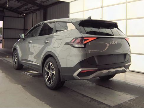 Used 2024 Kia Sportage EX FWD image 11