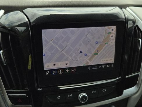 Used 2020 Chevrolet Traverse LT FWD image 22