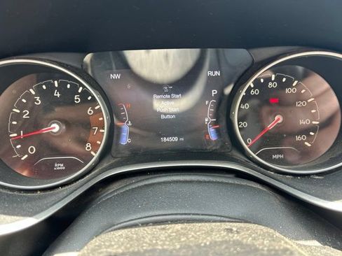 Used 2021 Jeep Compass Latitude FWD image 22