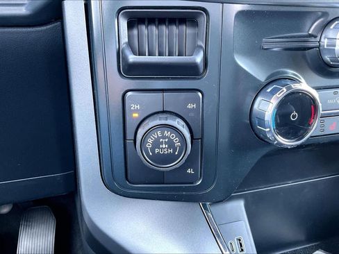 Used 2026 Ford F150 XLT w/ Equipment Group 302A MID AWD/4WD image 19