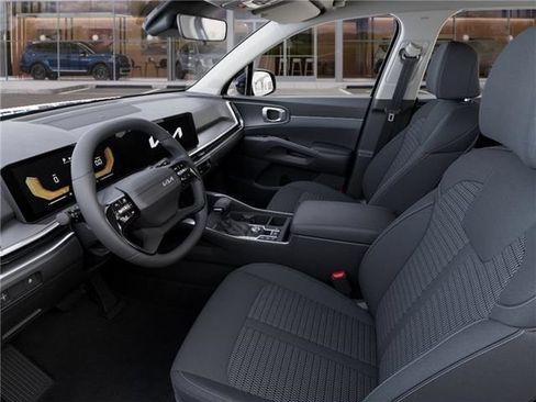 New 2026 Kia Sorento LX FWD image 17