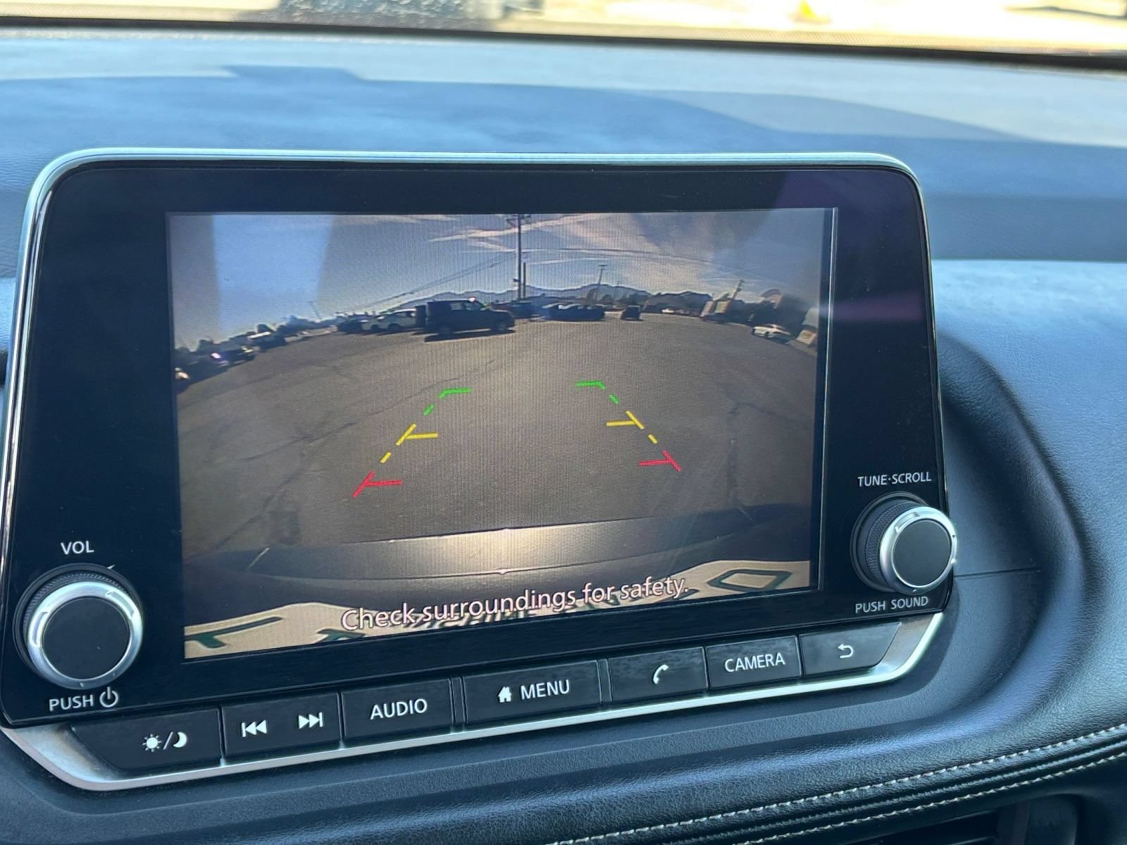 Used 2025 Nissan Rogue SV AWD/4WD image 25