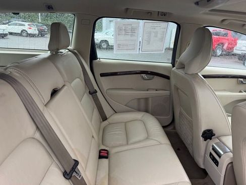 Used 2013 Volvo XC70 T6 AWD/4WD image 16