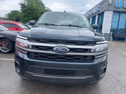 Used 2024 Ford Expedition Max XLT AWD/4WD image 2