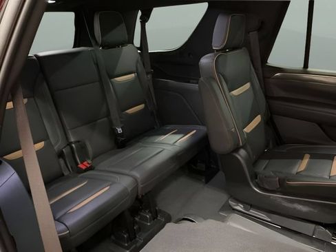 Used 2022 GMC Yukon AT4 AWD/4WD image 28