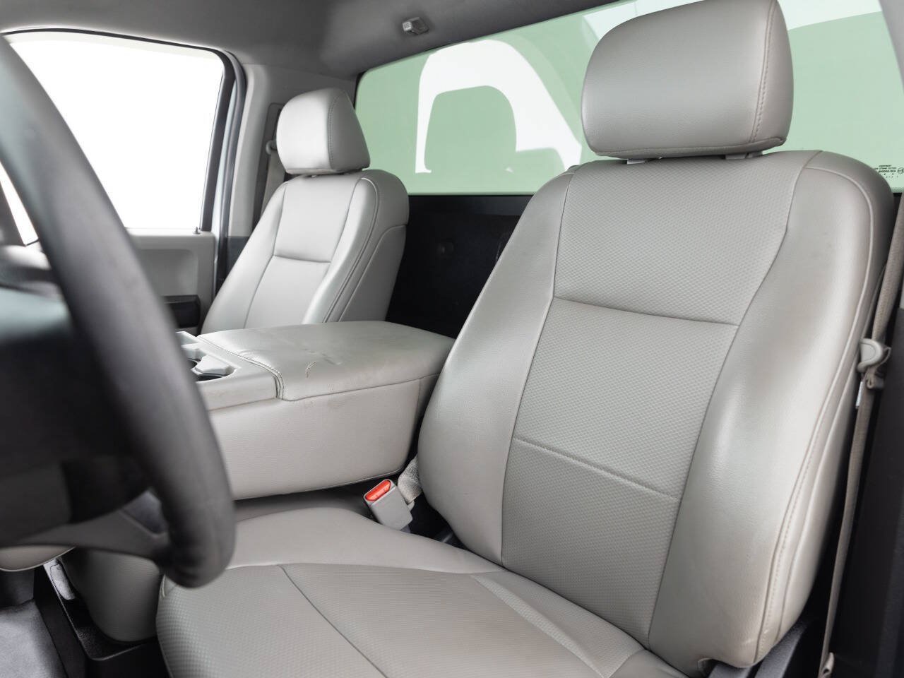 Used 2016 Ford F150 XL w/ Equipment Group 101A Mid RWD image 26