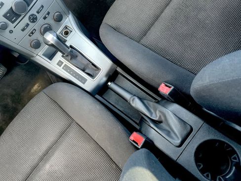 Used 2008 Saturn Astra XR w/ Advanced Audio Package image 22