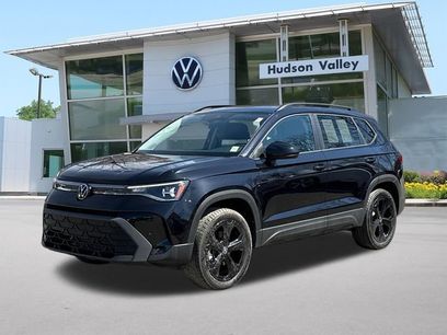 Certified 2025 Volkswagen Taos SE