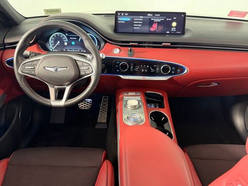 Used 2023 Genesis GV70 2.5T Sport Prestige w/ Sport Prestige Package image 13