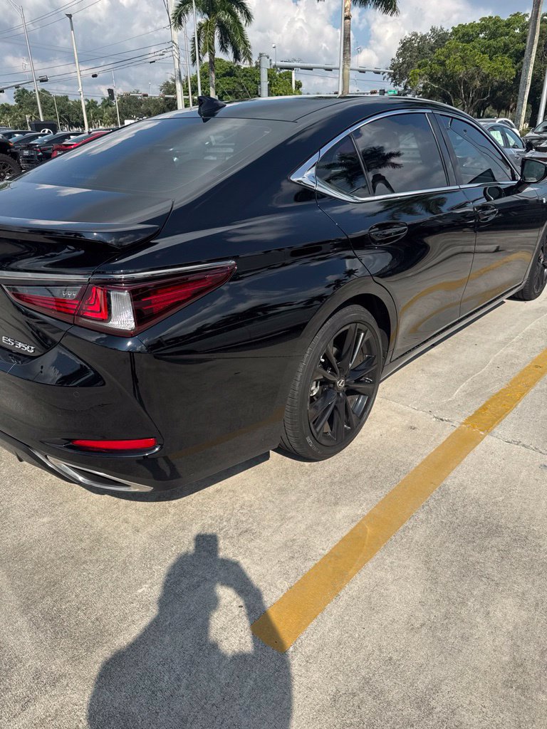 Used 2024 Lexus ES 350 F Sport w/ Accessory Package (Z2) FWD image 5