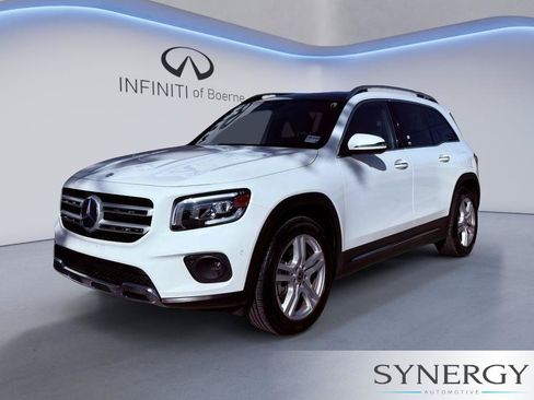 Used 2023 Mercedes-Benz GLB 250 image 1
