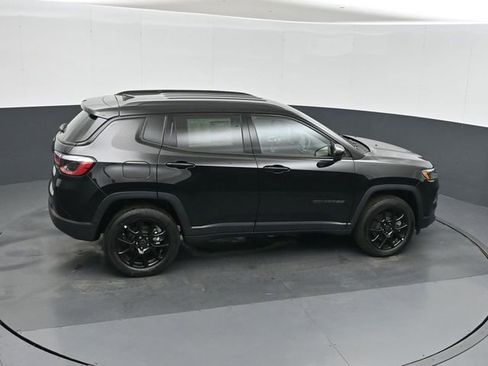 New 2026 Jeep Compass Latitude AWD/4WD image 29