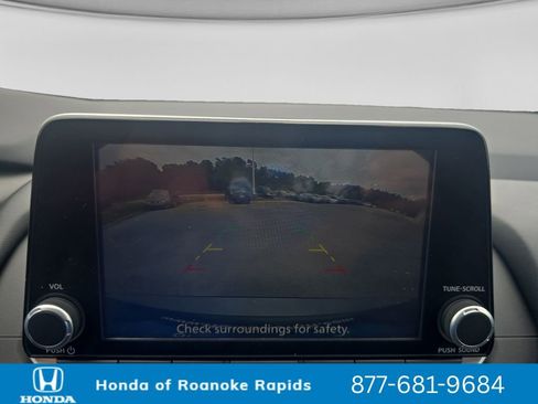 Used 2024 Nissan Rogue SV AWD/4WD image 22