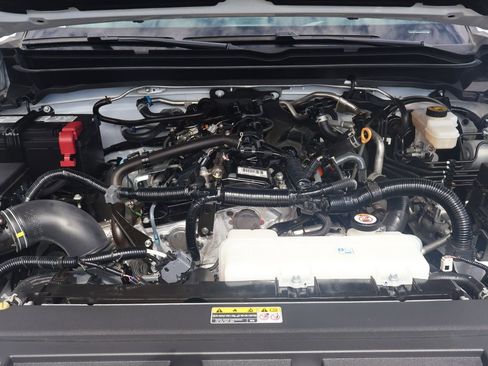 Used 2024 Toyota Tacoma TRD Off-Road w/ TRD Off Road Premium Package image 12