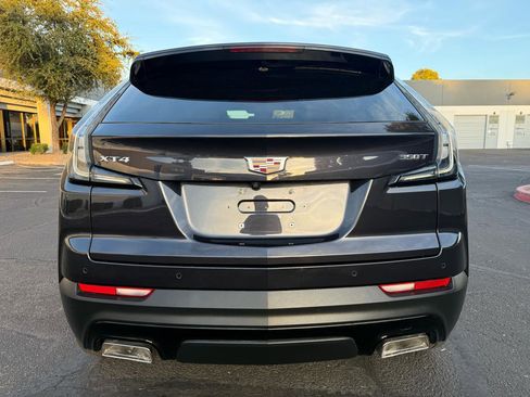 Used 2023 Cadillac XT4 Sport image 4