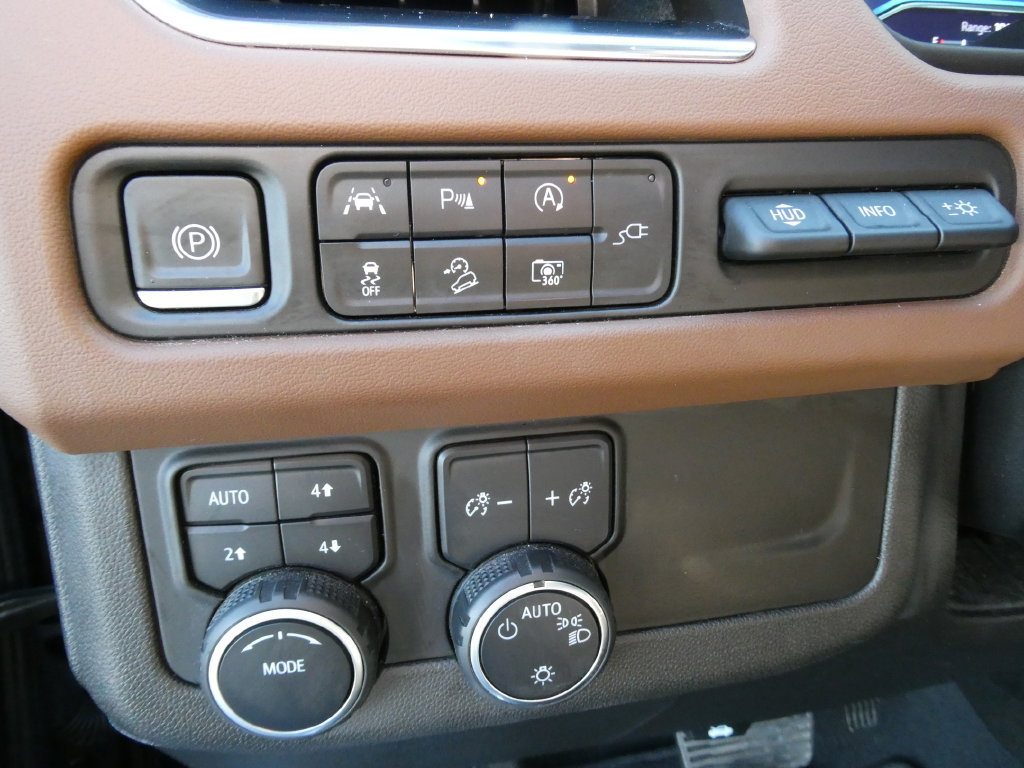 Certified 2022 Chevrolet Tahoe High Country AWD/4WD image 29