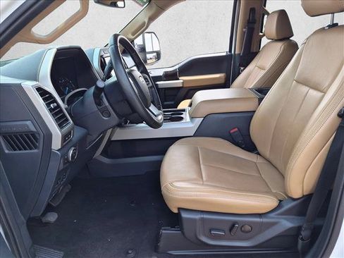 Certified 2022 Ford F250 Lariat w/ Lariat Ultimate Package AWD/4WD image 16