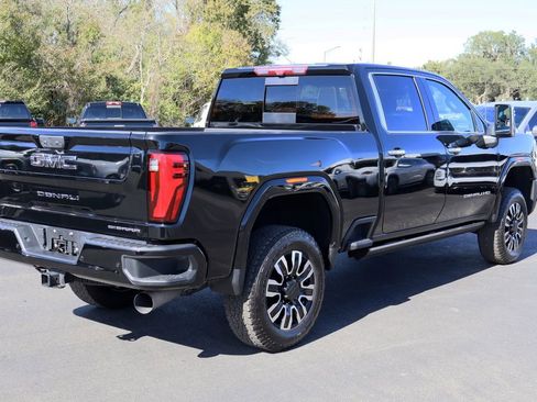 Used 2024 GMC Sierra 2500 Denali Ultimate image 8