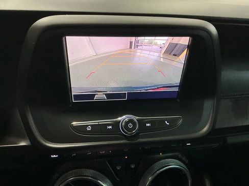 Used 2021 Chevrolet Camaro LT RWD image 4