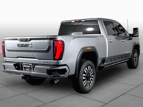 Used 2026 GMC Sierra 2500 Denali Ultimate w/ Max Trailering Package AWD/4WD image 13