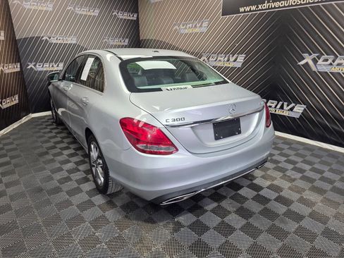 Used 2018 Mercedes-Benz C 300 4MATIC Sedan image 9