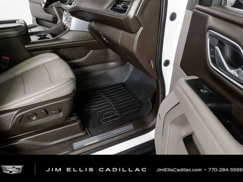 Used 2023 GMC Yukon SLT RWD image 24