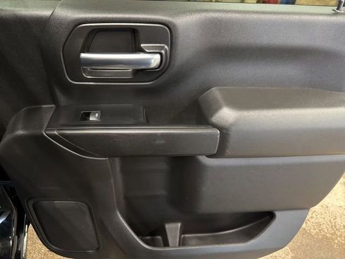 Used 2020 Chevrolet Silverado 2500 Custom image 23