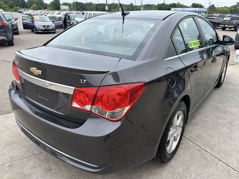 Used 2014 Chevrolet Cruze LT w/ RS Package FWD image 5