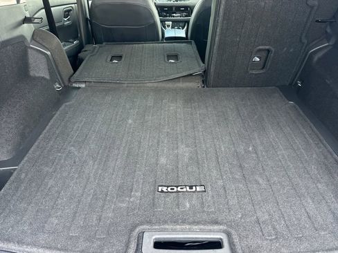 Used 2026 Nissan Rogue SL image 15