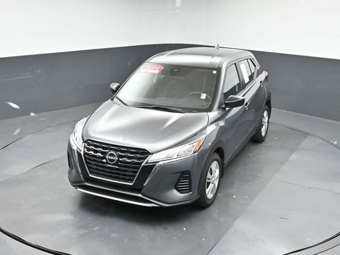 Used 2024 Nissan Kicks S image 31
