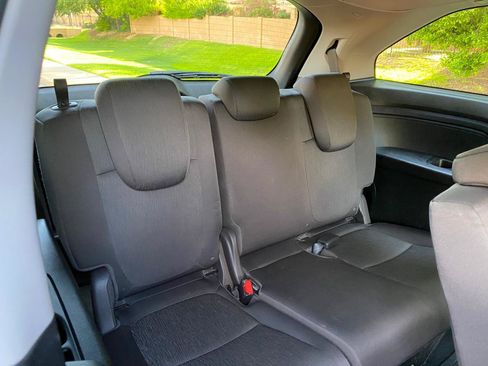 Used 2019 Honda Odyssey EX image 43