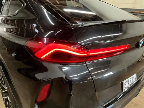 Used 2021 BMW X6 M w/ Competition Package image 32