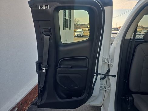 Used 2017 Chevrolet Colorado W/T w/ WT Convenience Package image 18