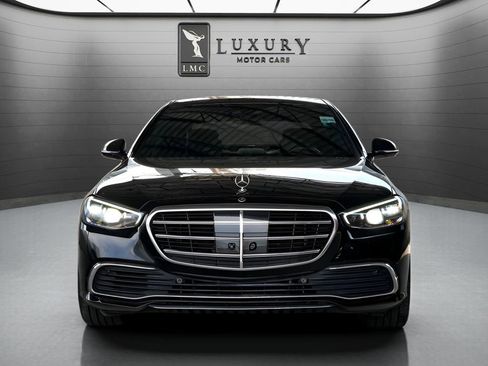 Used 2023 Mercedes-Benz S 580 4MATIC Sedan image 3