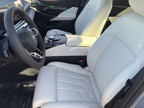 New 2026 BMW 530i w/ M Sport Package image 19