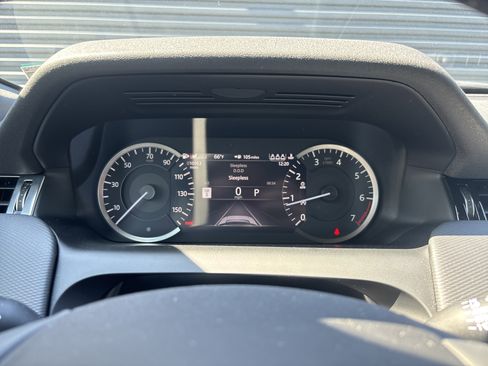 Used 2023 Land Rover Discovery Sport SE R-Dynamic AWD/4WD image 16