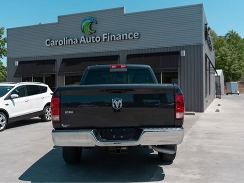 Used 2019 RAM 1500 Classic SLT RWD image 5