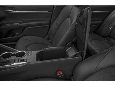 Used 2023 Toyota Camry XLE image 17
