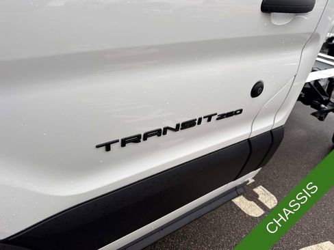 New 2026 Ford Transit 250 RWD image 32