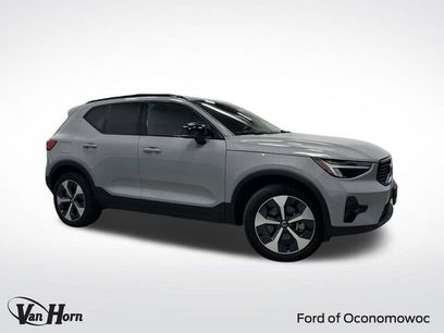 Used 2024 Volvo XC40 B5 Plus