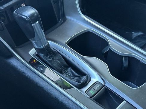 Used 2020 Honda Accord Sport image 23