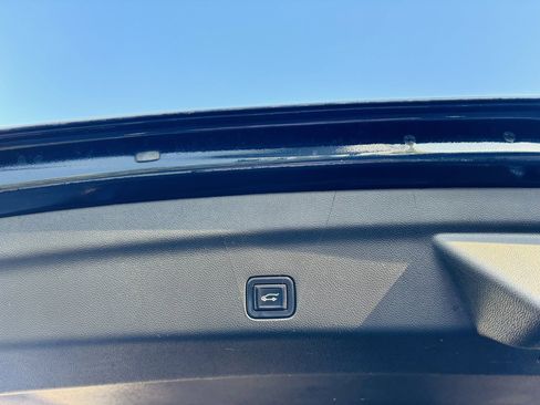 Used 2022 Chevrolet Tahoe RST w/ Luxury Package image 14