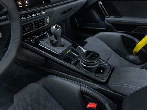 Certified 2025 Porsche 911 GT3 image 29