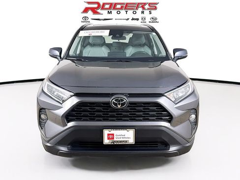 Certified 2021 Toyota RAV4 XLE Premium AWD/4WD image 7