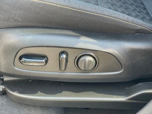 Used 2024 Chevrolet Equinox LT image 14