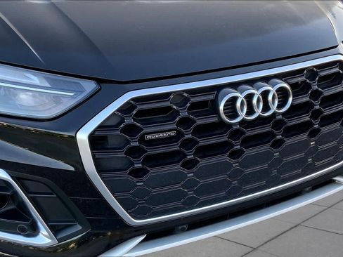 Used 2022 Audi Q5 2.0T Premium w/ Convenience Package AWD/4WD image 29