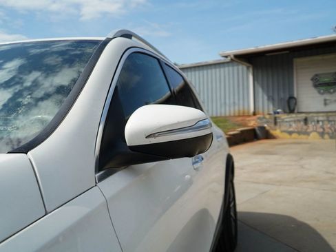 Used 2020 Mercedes-Benz GLE 350 w/ Premium Package image 16