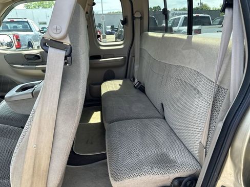 Used 2000 Ford F150 XLT RWD image 23